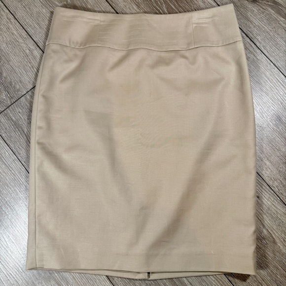 Banana Republic Beige Pencil Skirt - Picture 1 of 7